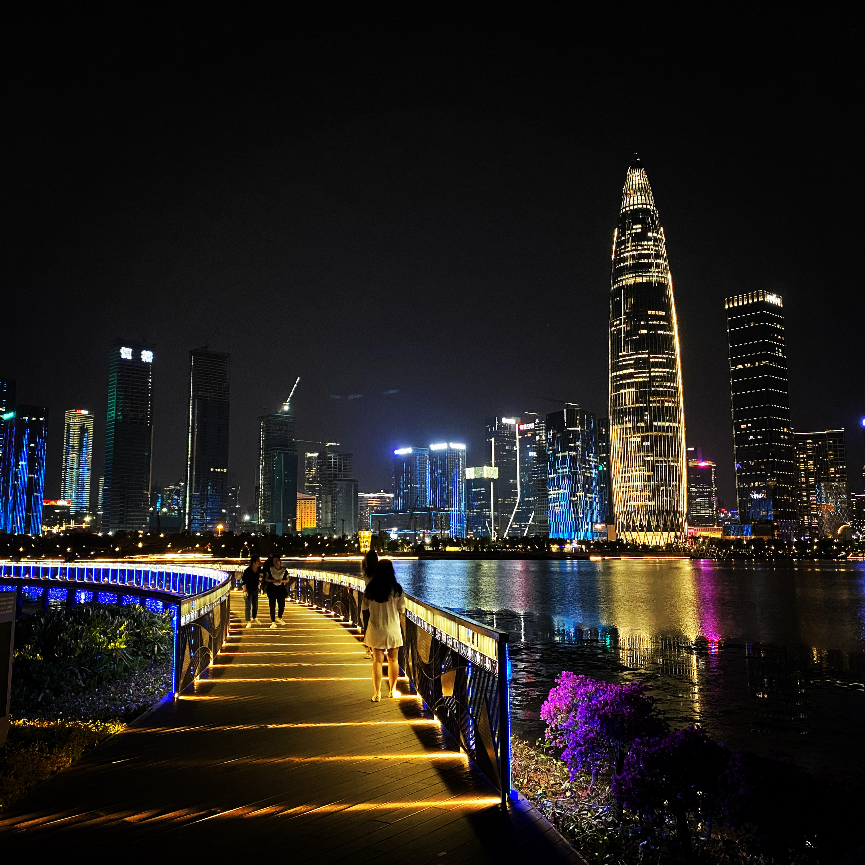 深圳